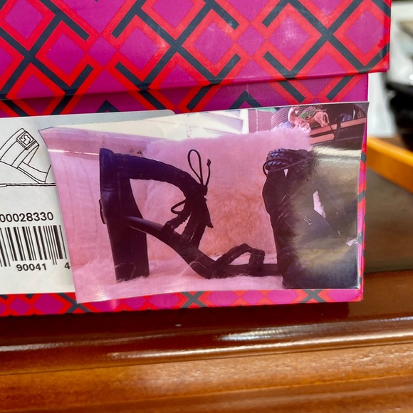 Black Vintage Via Spiga Lace Tie Up Heels - Picture 11 of 11